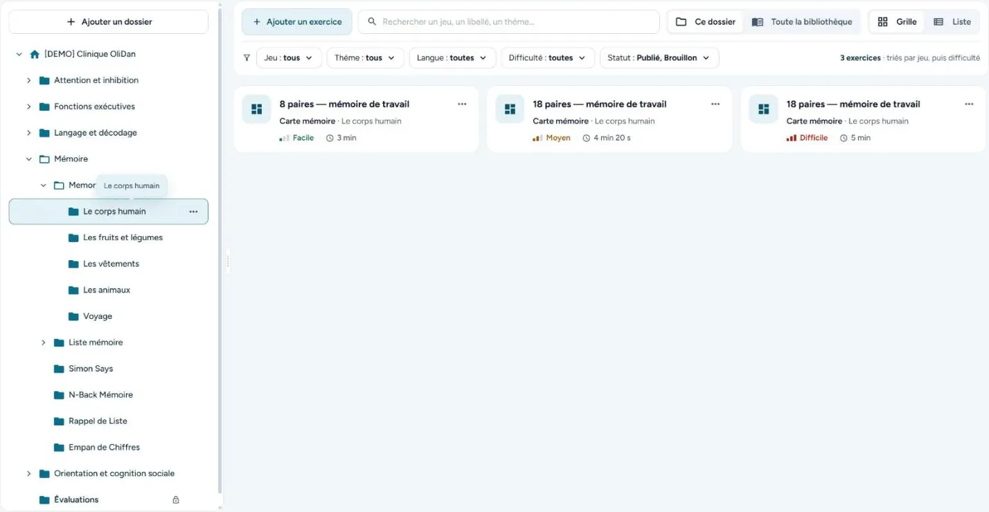 Capture de l’application : la bibliothèque, rangée par fonction cognitive et par thème, chaque exercice réglé sur trois niveaux.